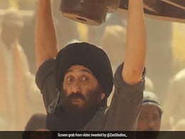 Gadar 2 Trailer: एक बार फिर से छाया 'तारा सिंह', सनी देओल का एक्शन और डायलॉग जीत लेगा दिल Gadar 2 Trailer: एक बार फिर से छाया 'तारा सिंह', सनी देओल का एक्शन और डायलॉग जीत लेगा दिल