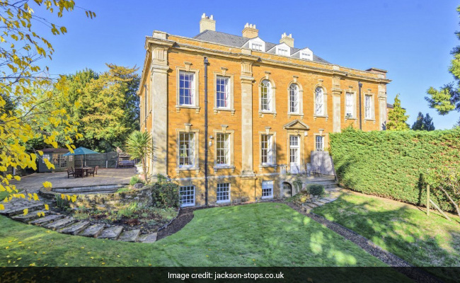 Princess Diana's Historical Family Home Goes On Sale For Rs 10 Crore