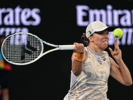 Top Seed Iga Swiatek Survives Tough Opening Test At Australian Open