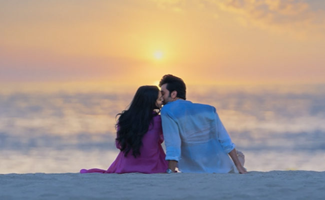 <i>Tu Jhoothi Main Makkaar</i> Trailer: Shraddha Kapoor-Ranbir Kapoor In LOL Story Of Modern Love