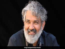 जापान में बाहुबली के डायरेक्टर एसएस राजामौली ने महसूस किए भूकंप के झटके, बेटे ने शेयर की तस्वीर जापान में बाहुबली के डायरेक्टर एसएस राजामौली ने महसूस किए भूकंप के झटके, बेटे ने शेयर की तस्वीर
