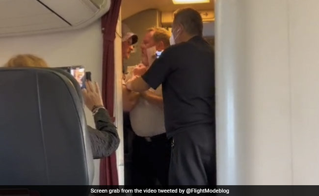 Watch: Pilot In Australia Physically Removes Unruly Passenger