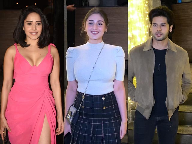 नुसरत भरूचा, अभिमन्यु दासानी और ध्वनि भानुशाली जुहू में हुईं स्पॉट