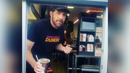 Woman Gets Her Iced Coffee From Ben Affleck At Dunkin Donuts, Shares Pic
