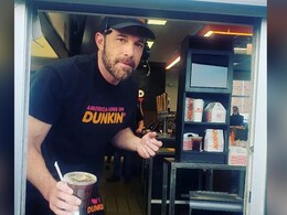 Woman Gets Her Iced Coffee From Ben Affleck At Dunkin Donuts, Shares Pic