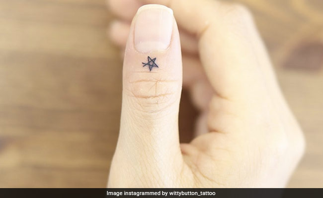 Take The Plunge And Try These 7 Finger Tattoo Designs For Yourself In 2023