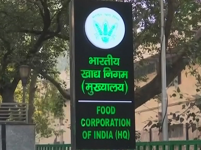 FCI भ्रष्टाचार मामले में पंजाब में 30 से ज्यादा स्थानों पर CBI की छापेमारी:  सूत्र