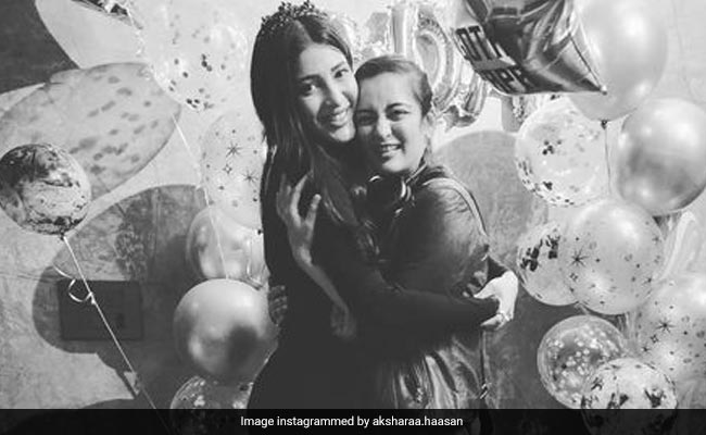 To "<i>Akka</i>" Shruti Haasan On Her Birthday, With Love From Sister Akshara