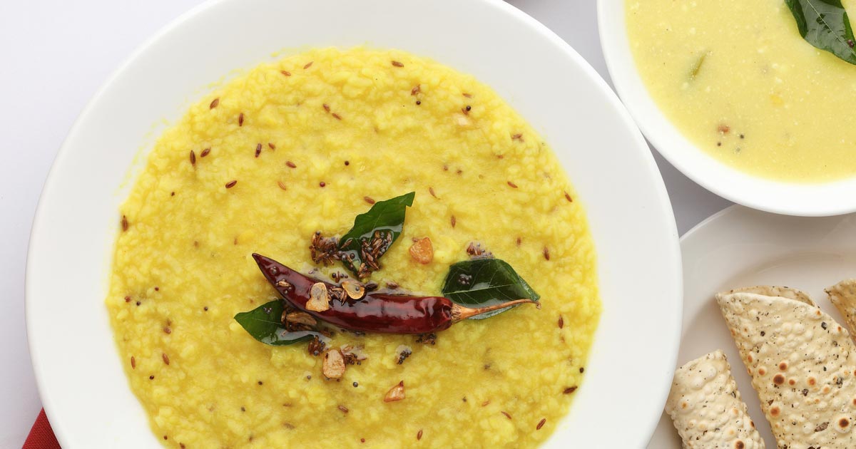 उत्तर प्रदेश : भंडारे में खिचड़ी खाने से बच्‍चे समेत 21 लोग बीमार, अस्पताल में भर्ती