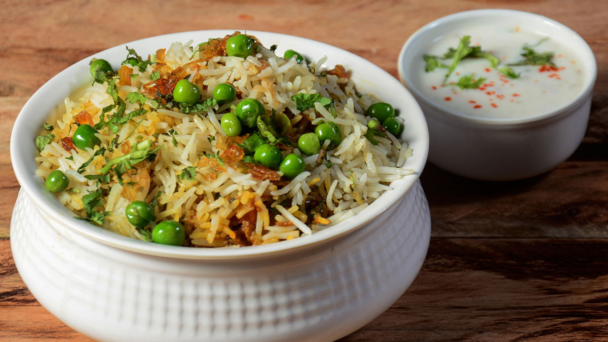Indulge In Gujarati Veg Matka Biryani Magic: A Veggie Lover's Dream