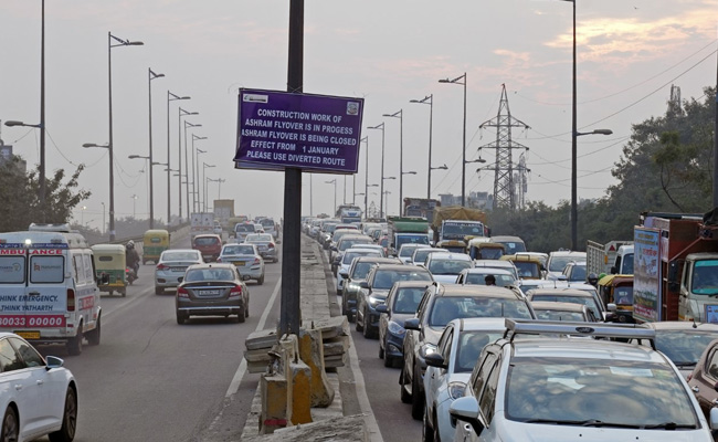 AI-Powered Cameras To Check Traffic Violations At Delhi Entry Points