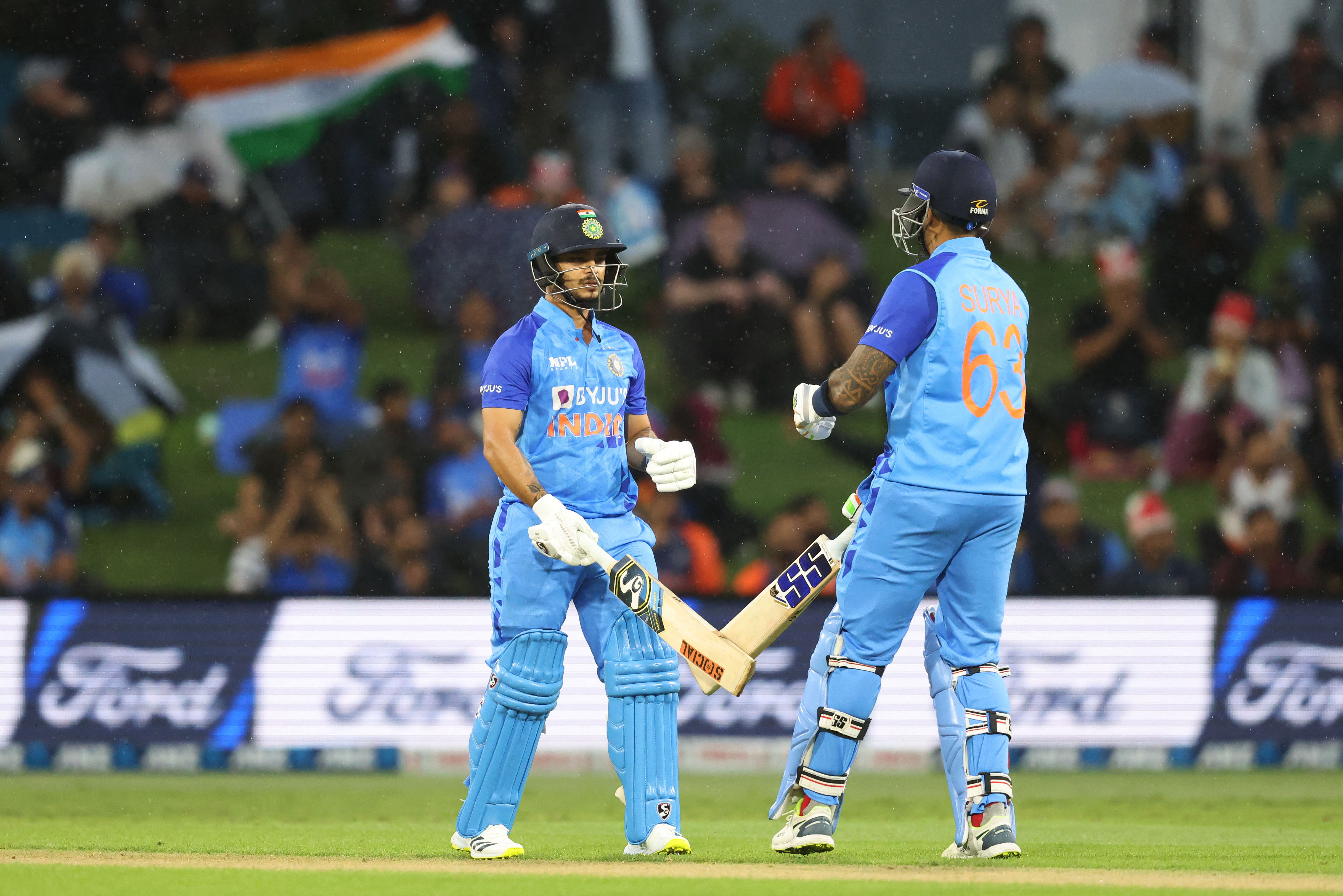 India's Predicted XI for 2nd ODI: क्या सूर्यकुमार यादव को मिलेगा प्लेइंग XI में जगह, कुछ ऐसा बन रहा है समीकरण