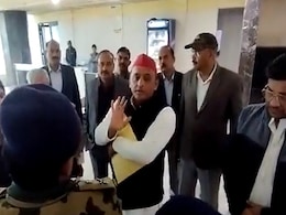 Akhilesh Yadav's "Poison" Charge In Refusing Tea By UP Cops Sparks Row Akhilesh Yadav's "Poison" Charge In Refusing Tea By UP Cops Sparks Row