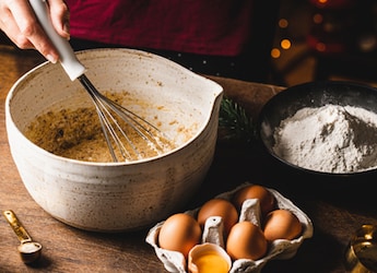 Ran Out Of Eggs? Try These 5 Best Egg Substitutes For Baking Ran Out Of Eggs? Try These 5 Best Egg Substitutes For Baking