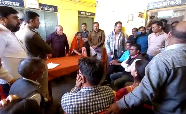 Viral Video Shows Ex BJP Minister Abusing Madhya Pradesh Transport Official