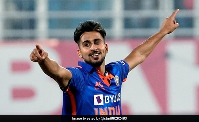 स्पीड स्टार उमरान मलिक को क्यों नहीं मिला गेंदबाज़ी का मौका, जानें बड़ा कारण