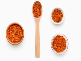 क्या आपको पता है Kesar को पानी में मिलाकर पीने से मिलते हैं कई लाभ, नहीं तो अब जाएंगे जान क्या आपको पता है Kesar को पानी में मिलाकर पीने से मिलते हैं कई लाभ, नहीं तो अब जाएंगे जान