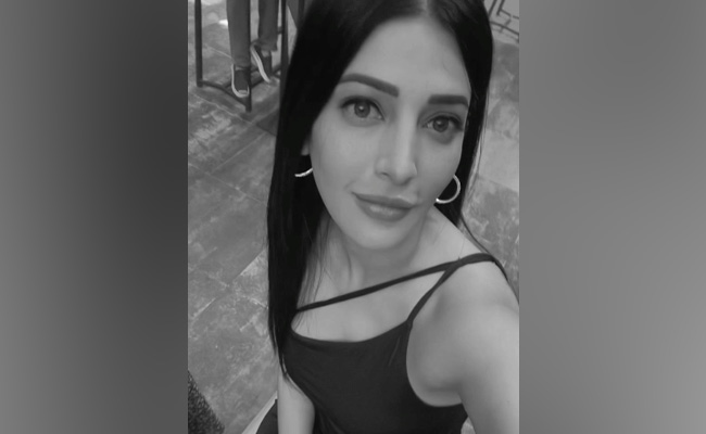 Shruti Haasan Shares A Video For Those "Complaining" About Her Black And White Posts