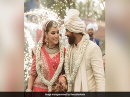<i>Khatron Ke Khiladi 12</i> Winner Tushar Kalia Marries Triveni Barman, Shares Wedding Pic <i>Khatron Ke Khiladi 12</i> Winner Tushar Kalia Marries Triveni Barman, Shares Wedding Pic