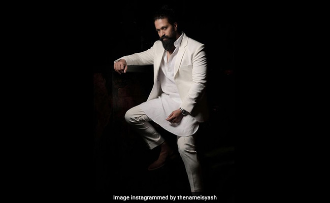 <i>KGF</i> Star Yash Writes Letter To Fans Asking Them For A "Specific Gift" Ahead Of His 37th Birthday