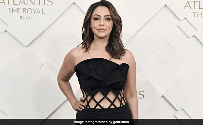 Gauri Khan's Stunning Black Cutout Gown Came With A Chic Cutout Waist