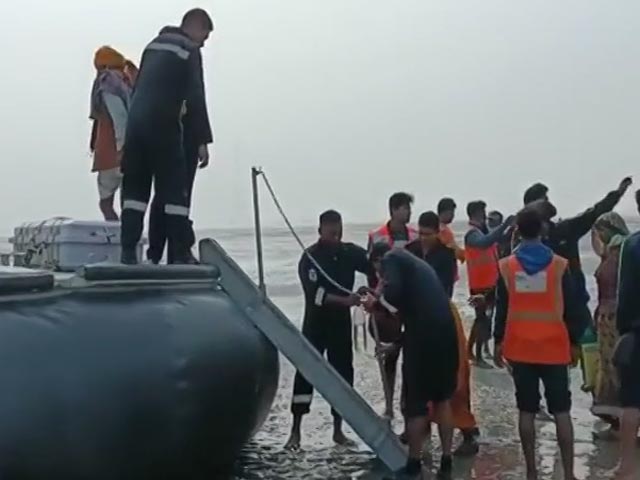 600 Pilgrims Stranded In Ocean In West Bengal, Rescue On