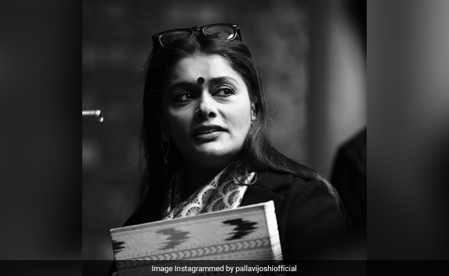 'द कश्मीर फाइल्स' की एक्ट्रेस पल्लवी जोशी को वाहन ने मारी टक्कर, हुईं अस्पताल में भर्ती