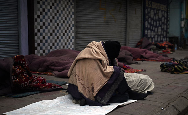 Winter Health Care: सर्दी के मौसम में बुजुर्ग-बच्चों और महिलाएं इस तरह से रखें अपना ख्याल