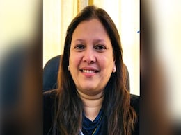 नीला गोखले ने ली बॉम्बे हाई कोर्ट के न्यायाधीश पद की शपथ, जानिए उनसे जुड़ी खास बातें नीला गोखले ने ली बॉम्बे हाई कोर्ट के न्यायाधीश पद की शपथ, जानिए उनसे जुड़ी खास बातें