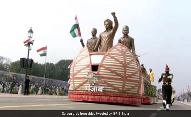 गणतंत्र दिवस परेड में पंजाब की झांकी नहीं होने पर 'आप', अकाली दल ने केंद्र सरकार पर साधा निशाना