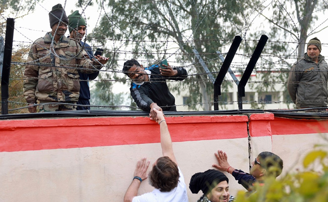 Rahul Gandhi Greets Jammu Soldiers Watching Bharat Jodo Yatra Pass By