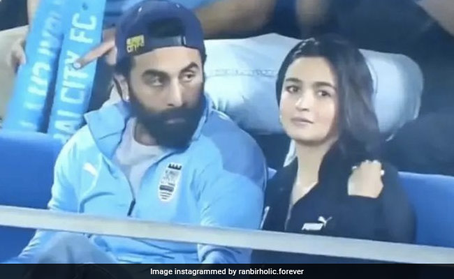 Viral: Alia Bhatt And Ranbir Kapoor Attend A Football Match, Cheer For Their Team Mumbai City FC
