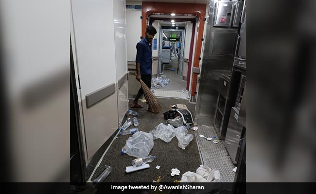 Photo Of Garbage Scattered In Vande Bharat Express Goes Viral