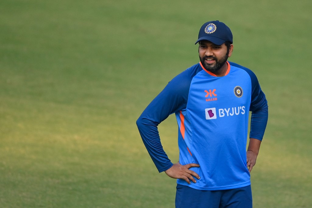 रोहित शर्मा ने बचपन में देखा था यह गाड़ी खरीदने का सपना, कोच ने किया खुलासा