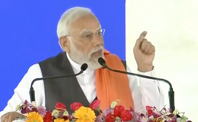 "2014 के बाद तेजी से हो रहे विकास से लोगों को मिल रहा लाभ..": कर्नाटक में बोले PM मोदी