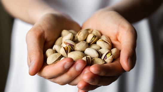 शरीर के लिए फायदेमंद होने के बजाय ज्‍यादा खाने से नुकसानदायक हो सकता है पिस्ता