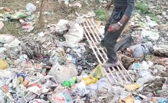 UP Man Kills Wife's Lover, Hides Chopped-Up Body At Garbage Dump