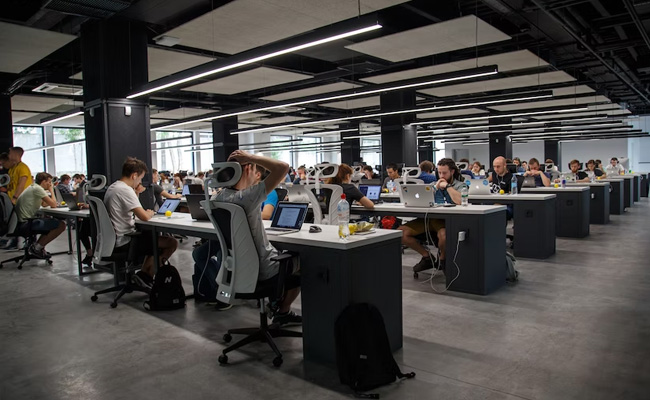 Chinese Company Offers Rs 606 Pay Rise To Employees, Apologises For Tough Year