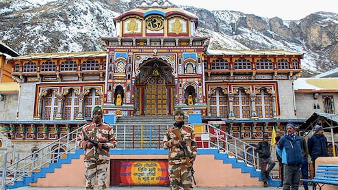 उत्तराखंड: बदरीनाथ के कपाट मंगलवार को होंगे बंद, जानें इस साल कितने श्रद्धालुओं ने की चारधाम यात्रा