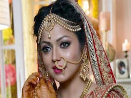 तेरह साल में पूरी तरह बदल गई हैं टीवी की 'मधुबाला', लेटेस्ट फोटो देख कर फैंस भी रह गए हैरान तेरह साल में पूरी तरह बदल गई हैं टीवी की 'मधुबाला', लेटेस्ट फोटो देख कर फैंस भी रह गए हैरान