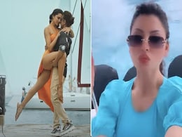 उर्वशी रौतेला पर चढ़ा 'बेशर्म रंग' का खुमार, वीडियो शेयर कर एक्ट्रेस ने शाहरुख खान के लिए कही ये बात उर्वशी रौतेला पर चढ़ा 'बेशर्म रंग' का खुमार, वीडियो शेयर कर एक्ट्रेस ने शाहरुख खान के लिए कही ये बात