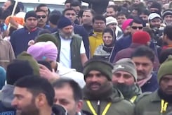 Mehbooba Mufti Joins Rahul Gandhi's Bharat Jodo Yatra Day After "Security Lapse" Mehbooba Mufti Joins Rahul Gandhi's Bharat Jodo Yatra Day After "Security Lapse"