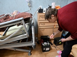 Ukrainians On Ventilators Gasp For Oxygen As Power Cuts Become The Norm Ukrainians On Ventilators Gasp For Oxygen As Power Cuts Become The Norm