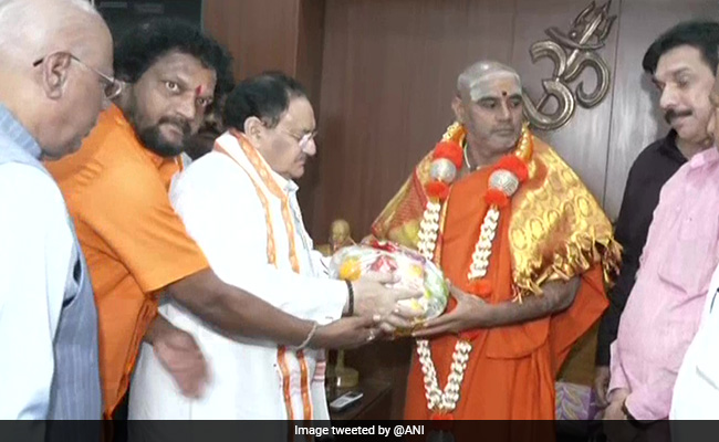 BJP Chief JP Nadda Visits Sri Panchamasali Mutt, Kanaka Guru Peetha In Karnataka