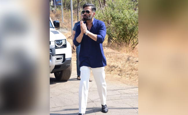 Athiya-KL Rahul's Wedding: Suniel Shetty Interacts With Paparazzi - "I'll Bring The Kids"