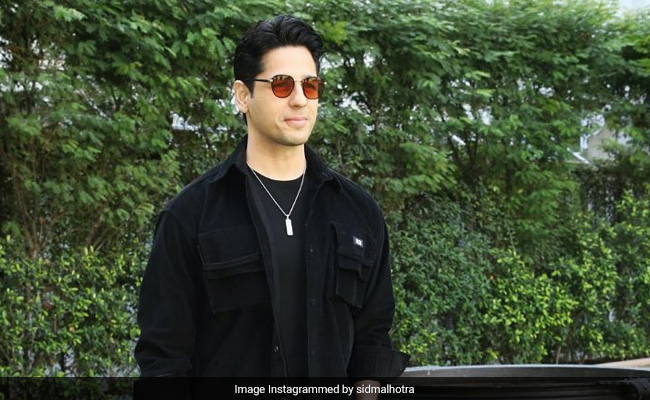 Sidharth Malhotra Has A "Bold Announcement To Make". Fans Hope It Is About His Wedding