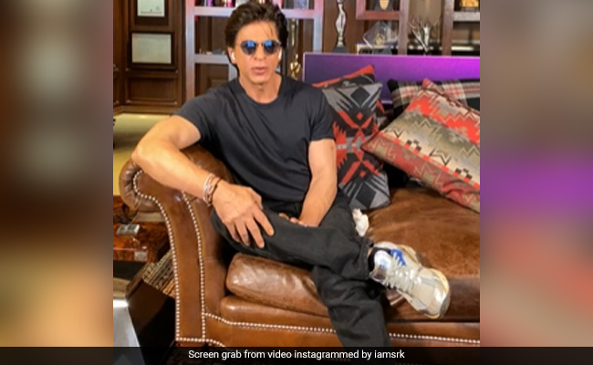 Golden Globe Awards: Shah Rukh Khan Tweets To Rajamouli "Started Dancing To <i>Naatu Naatu</i>"