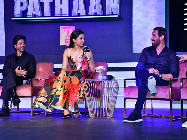 Sorry, John Abraham - Shah Rukh Khan Hates Your Pasta