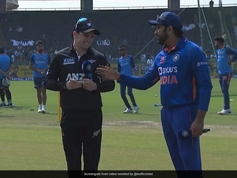 IND vs NZ 2nd ODI: 'मैं भूल गया कि...', टॉस होते ही कंफ्यूज हो गए रोहित शर्मा, देखें Video