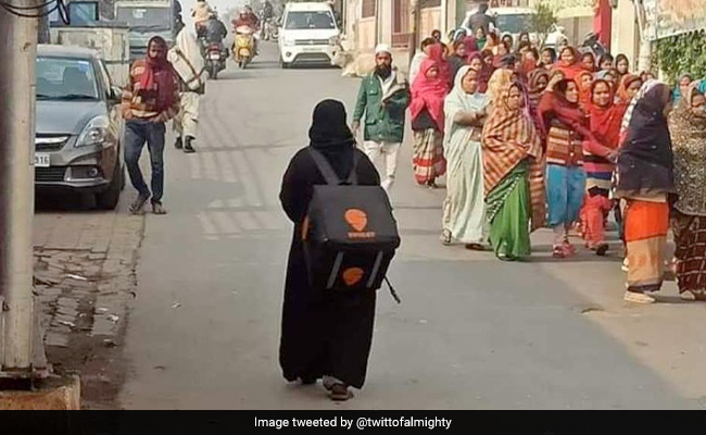 स्विगी ने डिलिवरी कर्मचारियों के लिए एंबुलेंस सेवा शुरू की